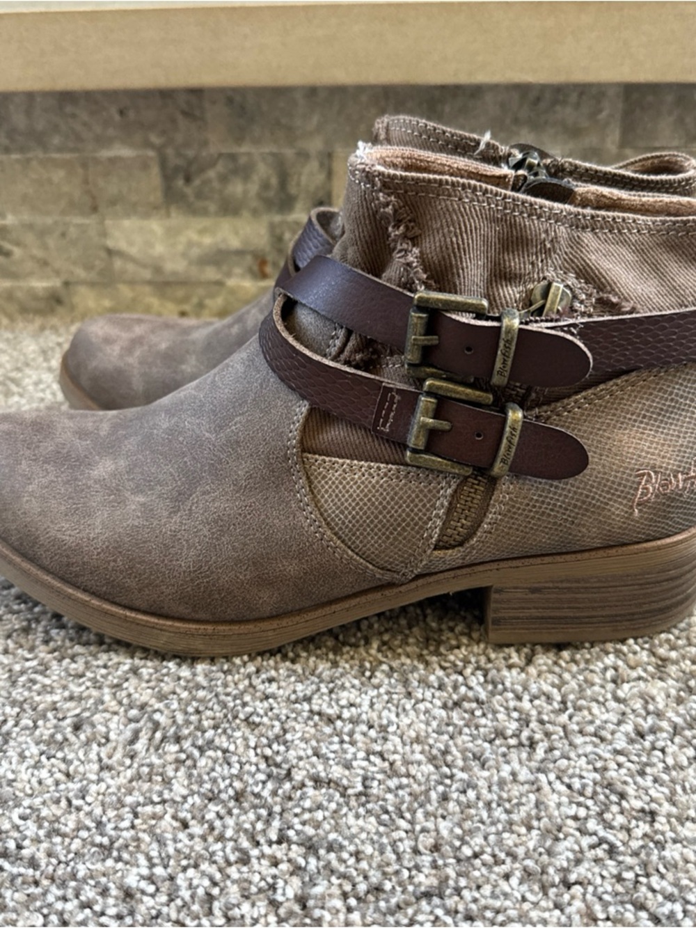 Blowfish Women’s 8.5 Brown Ankle Boots with Buckle Strap